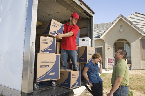 Queens Park moving van for domestic and commercial removals