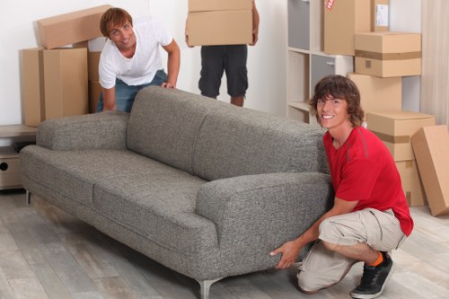 Short notice removal service for flats and homes in Queens Park